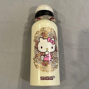 2008 Hello Kitty water bottle